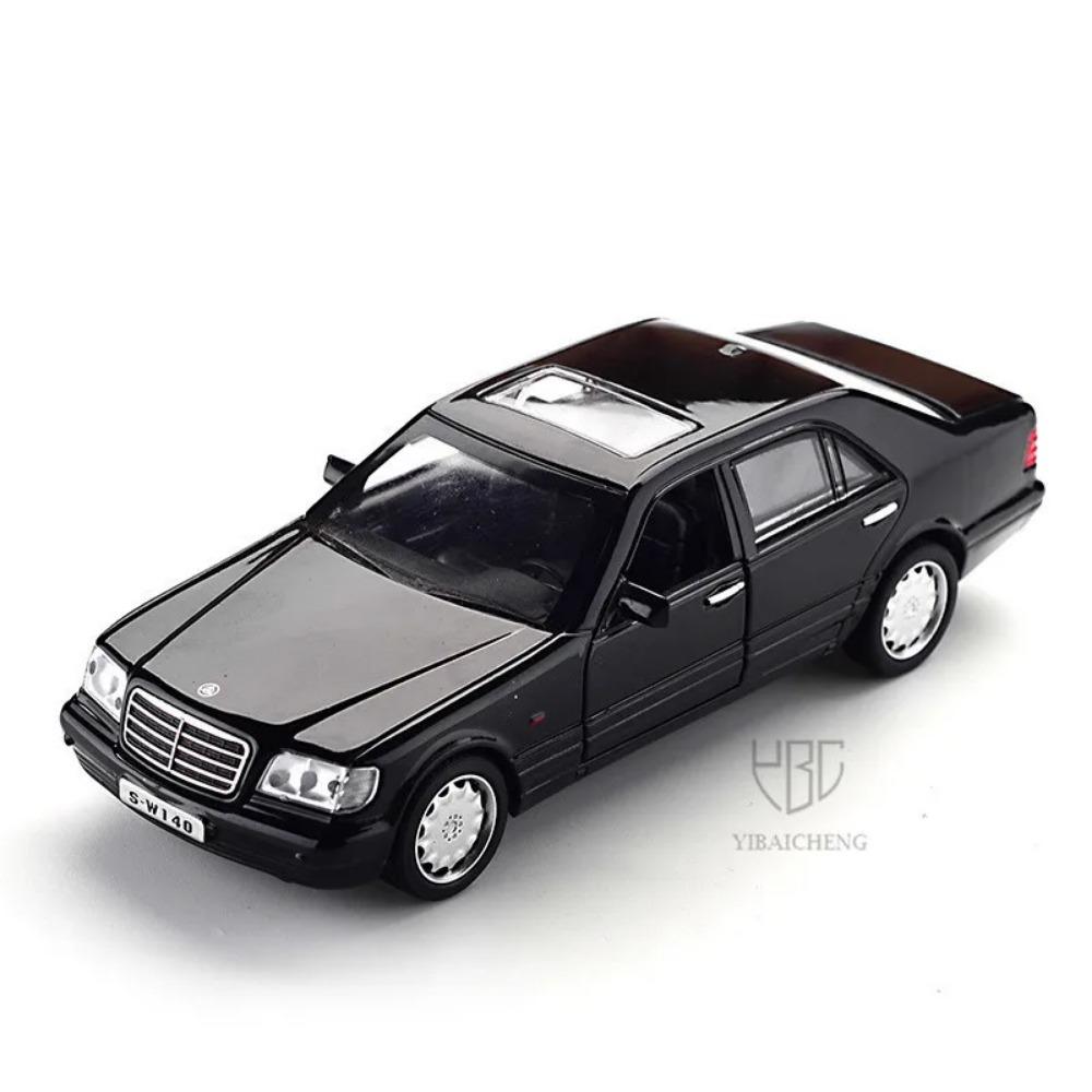 1/32 S-W140 Alloy Model Car Children's Toys With Sound Light Pull-back Function High Simulation Alloy Vehicle Model For Boy Gift