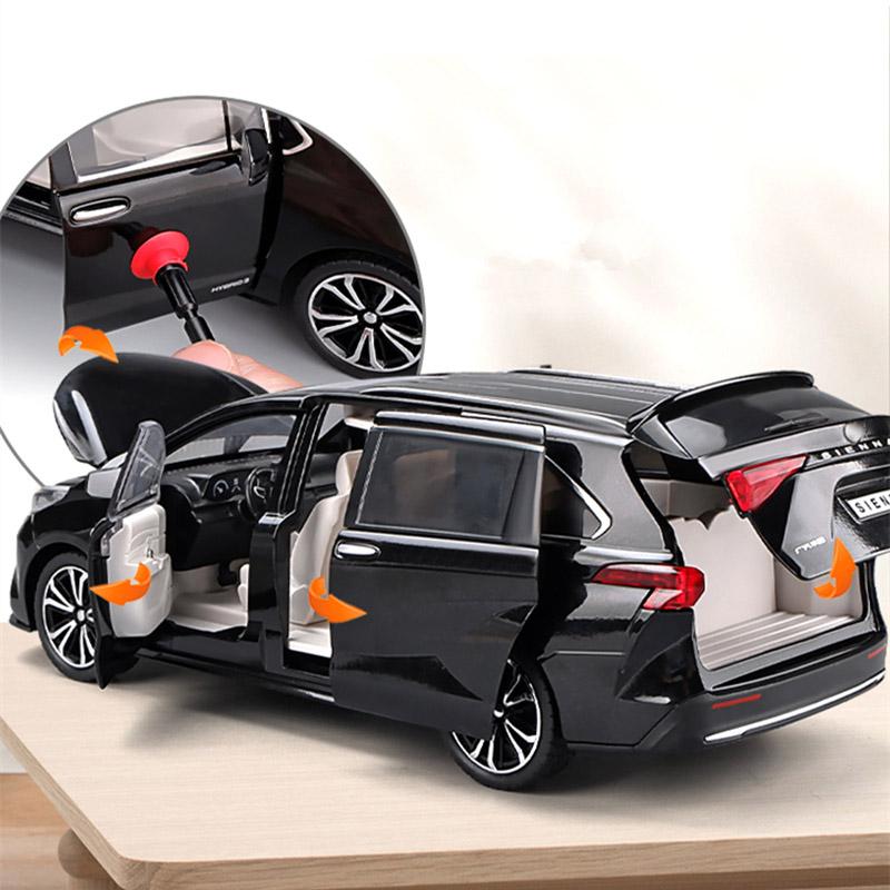 1/24 TOYOTA Sienna MPV Alloy Car Model Diecasts Metal Toy Commercial Car Model Simulation Sound Light Collection Childrens Gifts