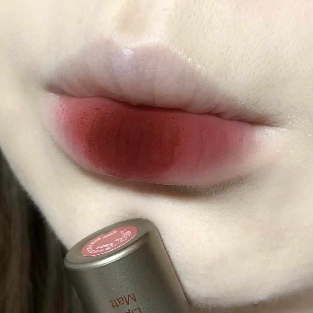 DIXI Velvet Matte Lip Glaze In Soft Milk Tea Shade