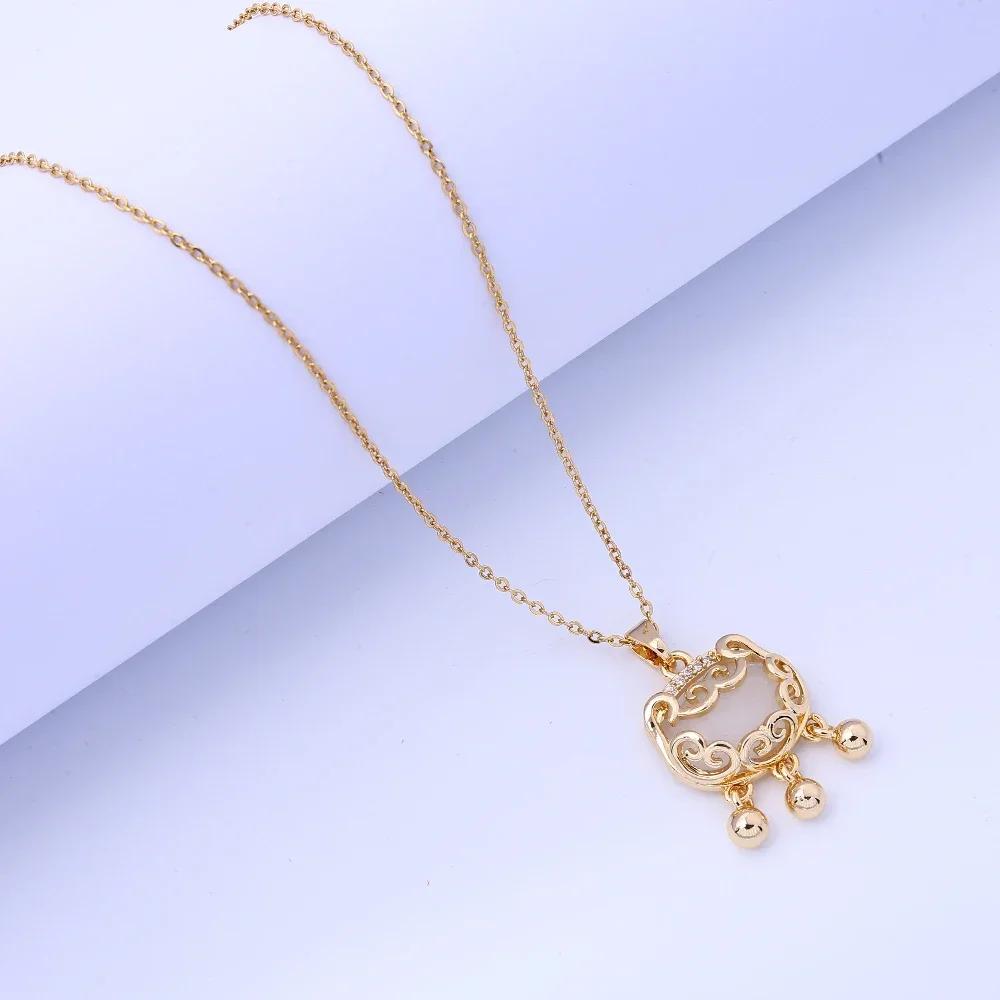 Titanium steel non fading necklace, women's cat eye stone, safety lock, light luxury, niche design, collarbone chain, versatile,