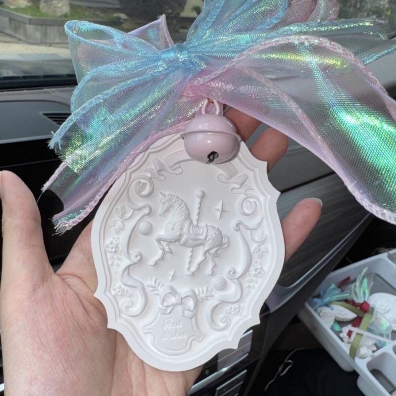 1pcCircus Carousel Car Aromatherapy Hanging Decoration Bathroom Bedroom Wardrobe Aromatherapy Plaster Pendant Diffuser Stone Han