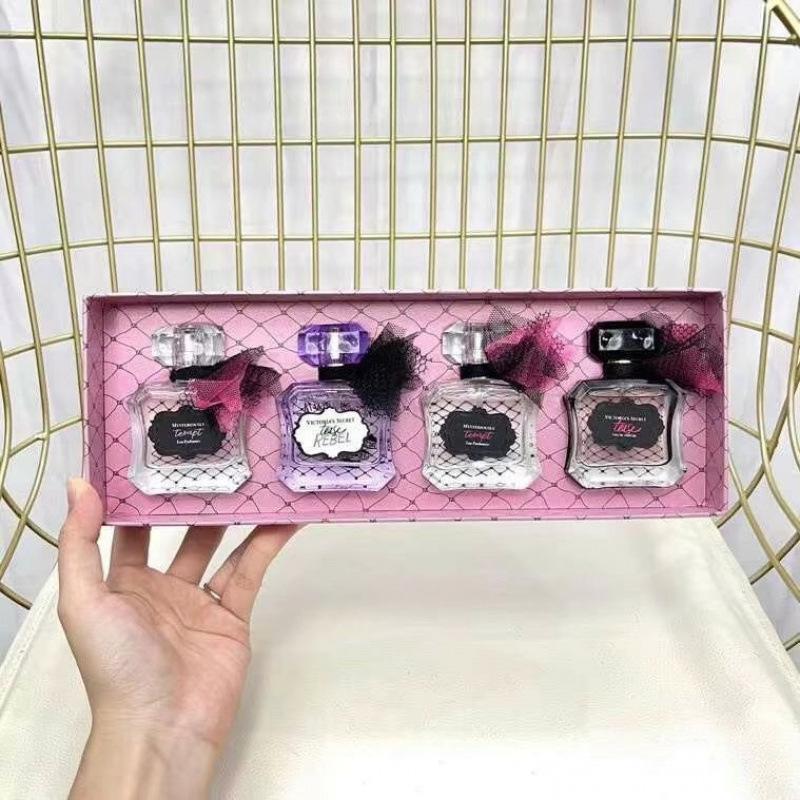 Pink Meets Real Self Sweetheart Free Water Reversal Paris Laboratory 30ml Medium Sample Perfume Set Box