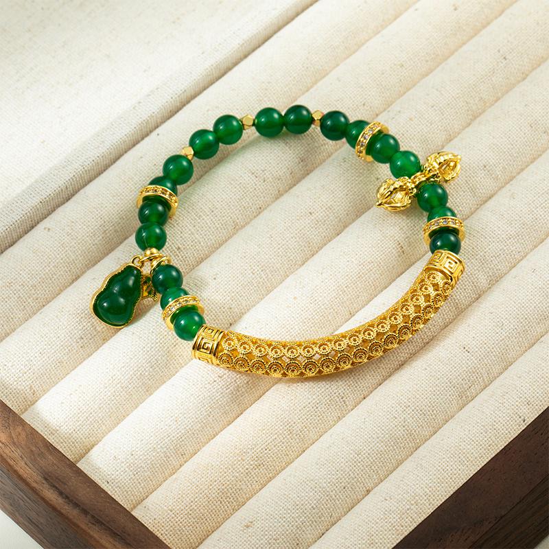 Chinese Retro Gourd & Vajra Stone Bracelet: Luxurious, Versatile, and Elegant