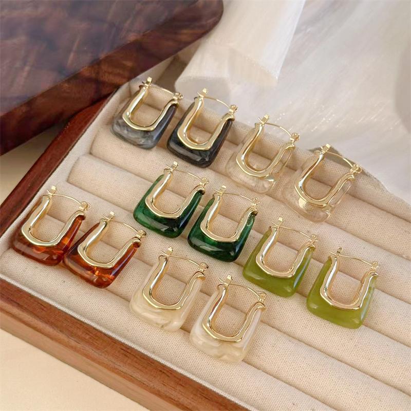 Trendy Geometric Resin Hoop Earrings for Women Irregular Metal Acrylic Wedding Earrings Party Vintage Jewelry Gift