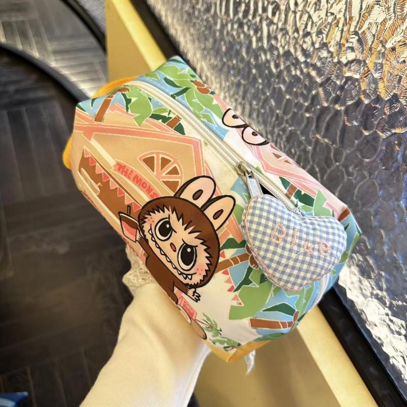 

Multifunctional cosmetic bag POP MART travel waterproof toilet bag student stationery pencil bag storage bag