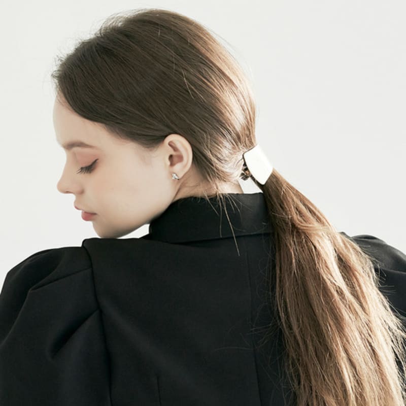 BESTY Chic Metal Tunnel Hairpin