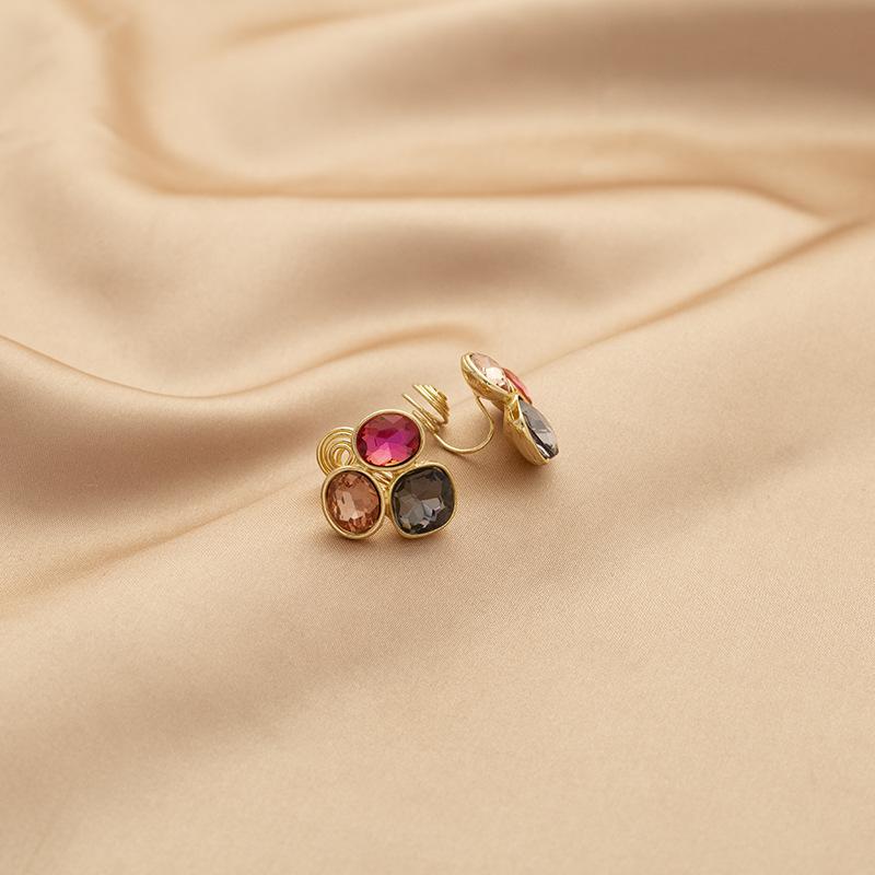 Luxury Super Crystal Girl Retro Fashion Mosquito Ear Piercing Ear Clip