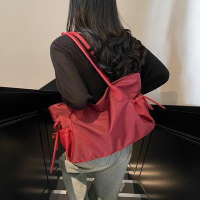 Korean Version of Niche Large-capacity Versatile Shoulder Bag 2025 Autumn/winter New Nylon Cloth Pleated Commuter Tote Bag