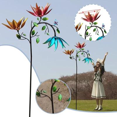 Grand Girouette Métallique avec Trois Fleurs Tournantes, Moulin à Vent Papillons, Sculpture de Vent, Décor d'Art pour Jardin Extérieur et Cour