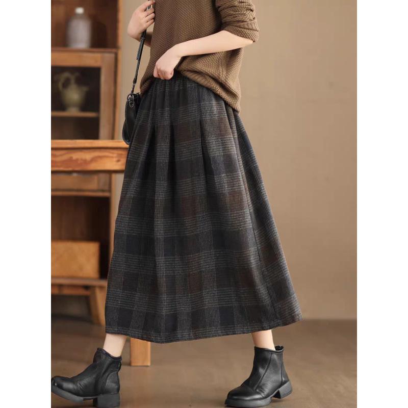 In-Stock Autumn 2025 Women's Warm A-line Woolen Plaid Mid-length Skirt