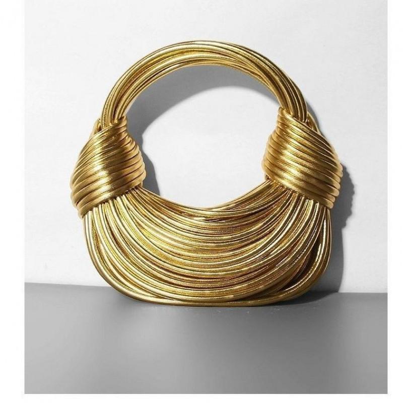 Yi Jinyuan Western-style Weaving French Circle Noodle Bag Hand-knitted Pleated Texture Niche Hand-carried Women's All-match Bag.