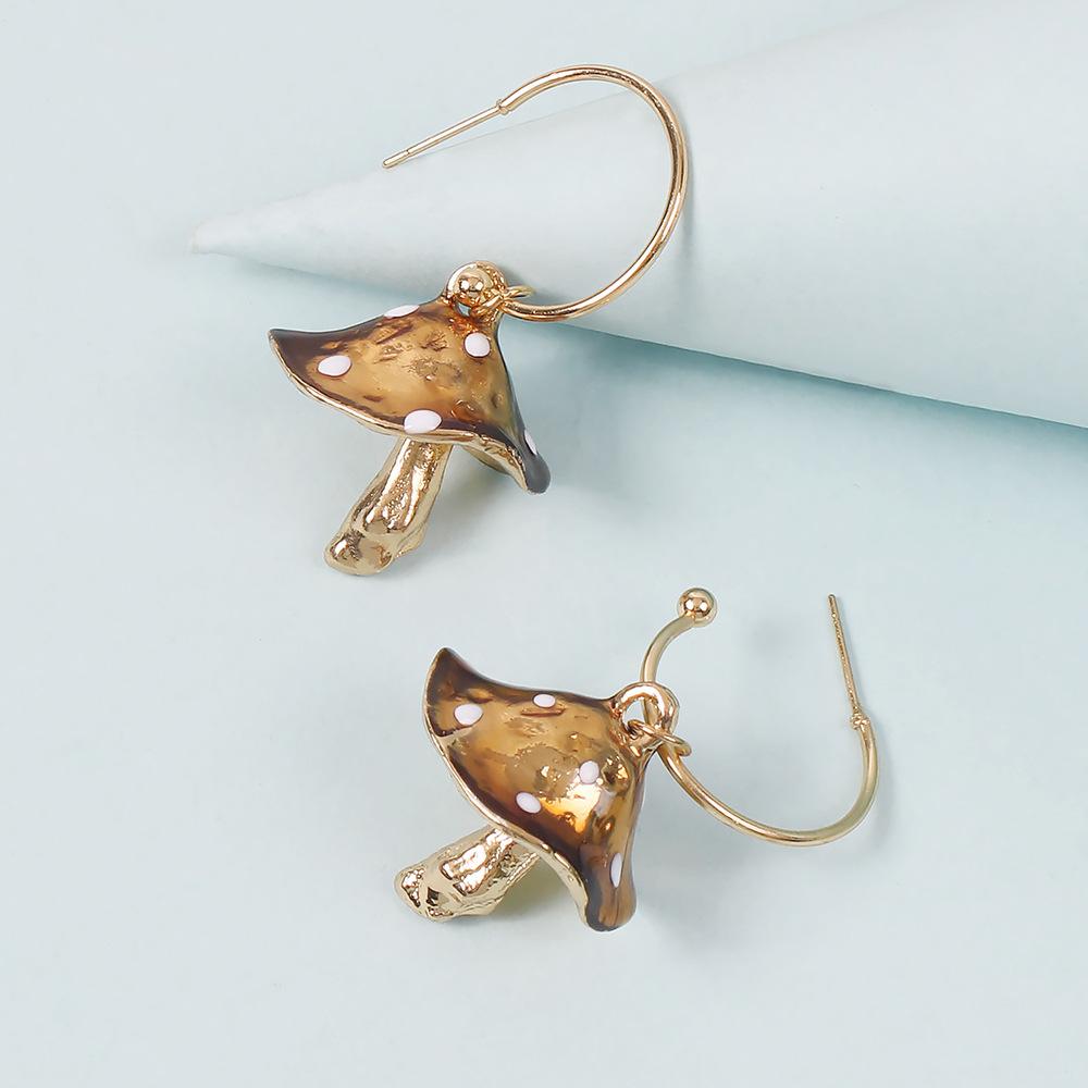 Europe and The United States Creative Fantasy Cute Mori Small Mushroom Drop Earrings Color Drop Mushroom Earrings Selling Well.