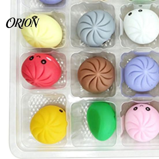 Christmas Dumpling Gift Box Merry Box, Xmas Advent Calendar with Stress Countdown Relief Squeeze Toys, 24 Days Steamed Bun Toy Soft Toys