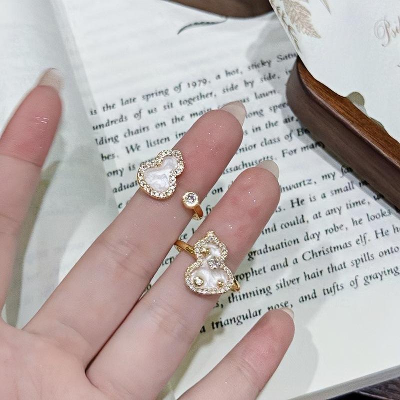 Fee Hepburn Stil Einzigartiger Ausländischer Stil Emaille Kürbis Offener Ring Zeigefinger Ring Nische Hohes Gefühl Mittelalterlicher Ring Mädchen