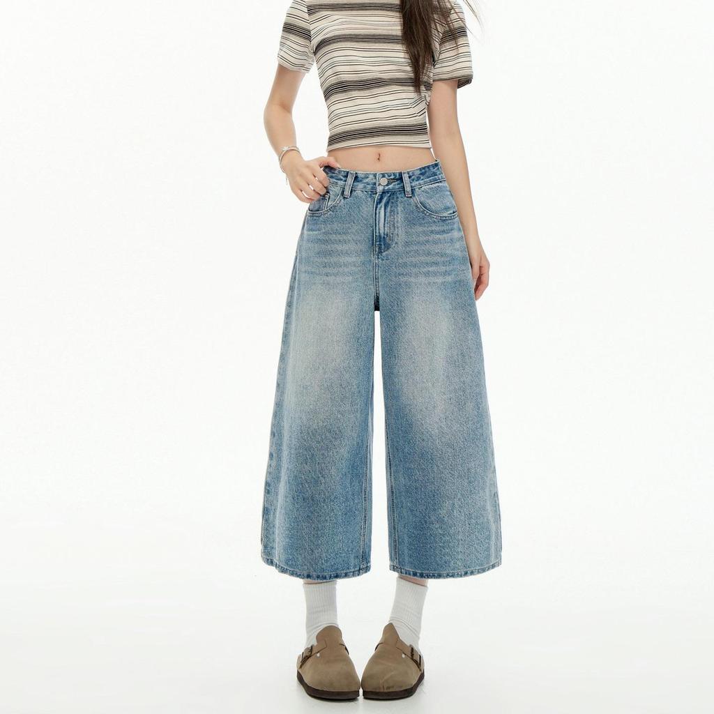 Women's Spring/Summer 2026 Light Blue Wide-Leg Jeans - Trendy, Slimming, Casual, and Fashionable.