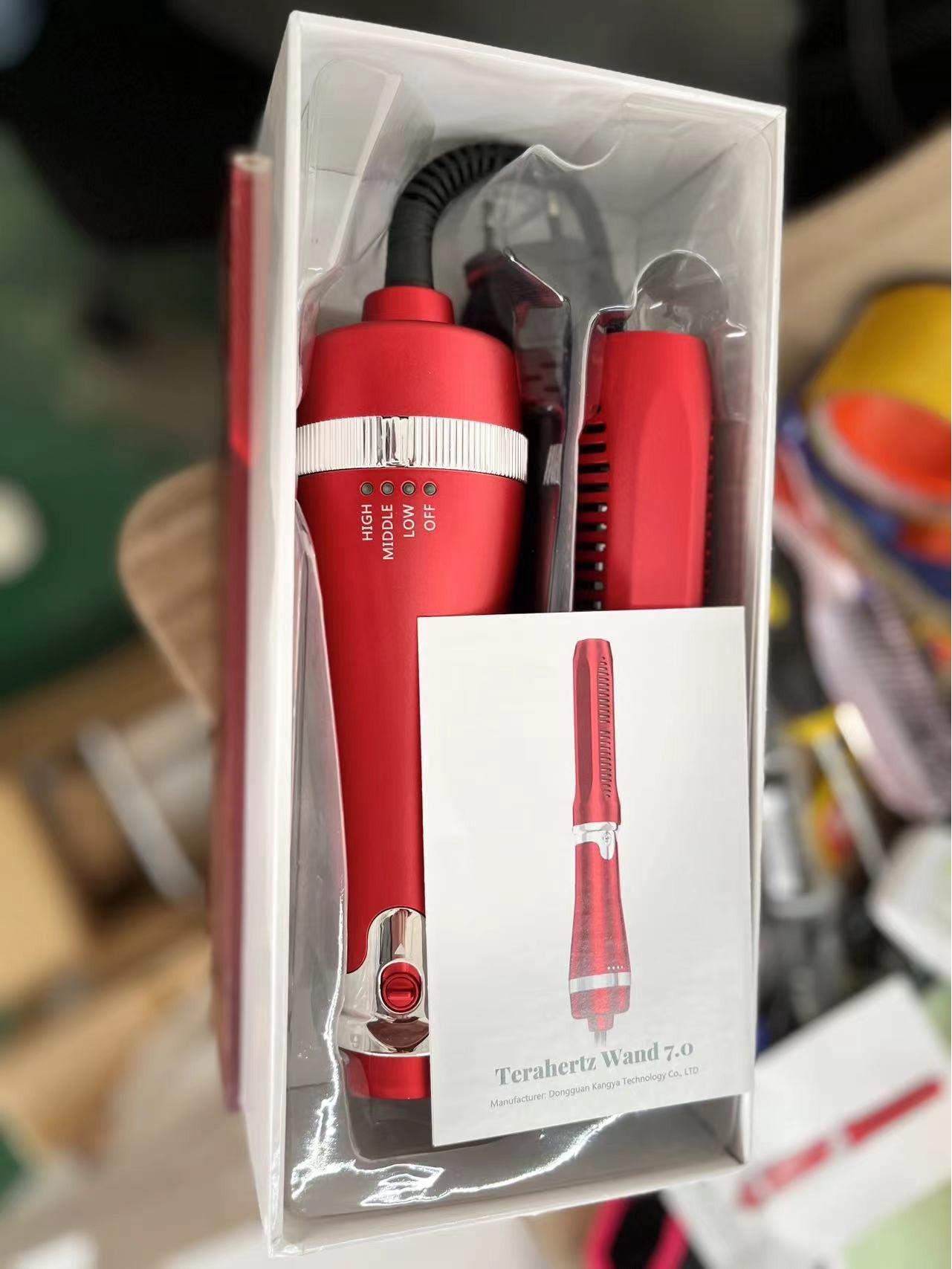 

Терагерцовий масажер з гарячим повітрям для фізіотерапії рук та ніг EU Standard червоний