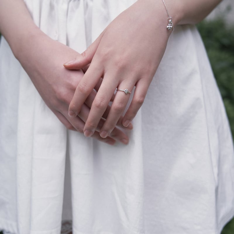 ANOTHER CELL Serene Floret Ring