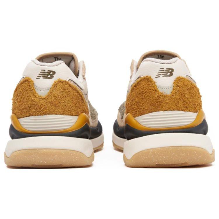 New Balance 57/40 Moon Ash Golden Hour Unisex Sneakers Cream M5740TRA