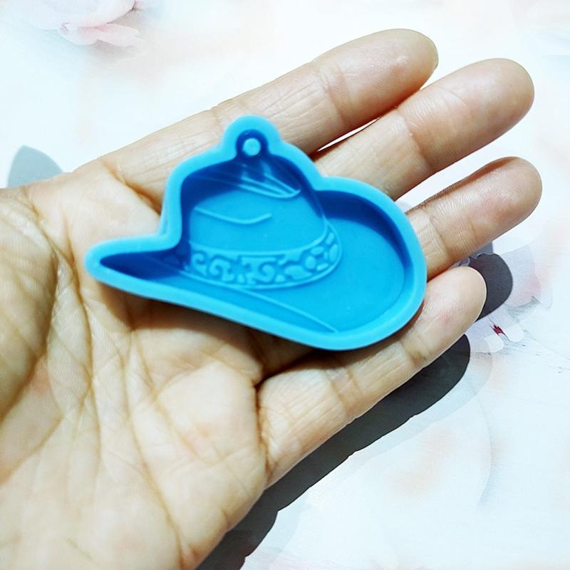 Shiny Glossy Horse Riding Cowboy Hat Keychain Silicone Epoxy Resin Mold DIY Pendant Jewelry for Valentine Gift Craft