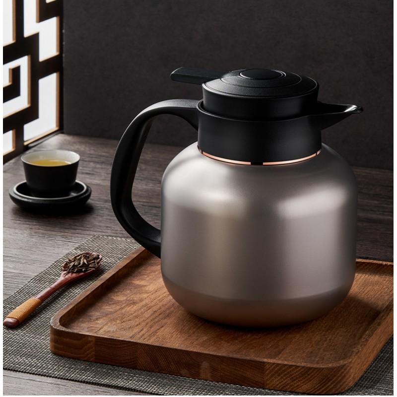 Titanium Vacuum Insulated Thermal Carafe Hot Tea Coffee Office Home Use Large Capacity Stainless Steel Exterior