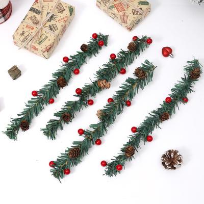 10/20 Pcs Christmas Garland Ties with Red Berries And Pine Cones Xmas Artificial Pine Garland Decorative Greenery Bands for Holiday Decor