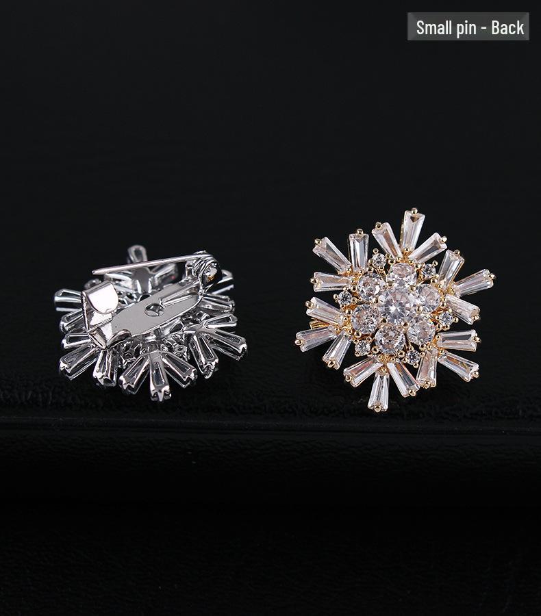 High-End Japanese Korean Snowflake Brooch for Women: Gold-Plated with Micro-Inlaid Zircon, Anti-Exposure Pin