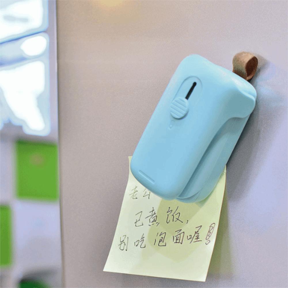 Mini Snack Bag Sealer Magnetic Protective Sliding Cover Design Snack Sealing Machine Moisture-proof with Concealed Cutter