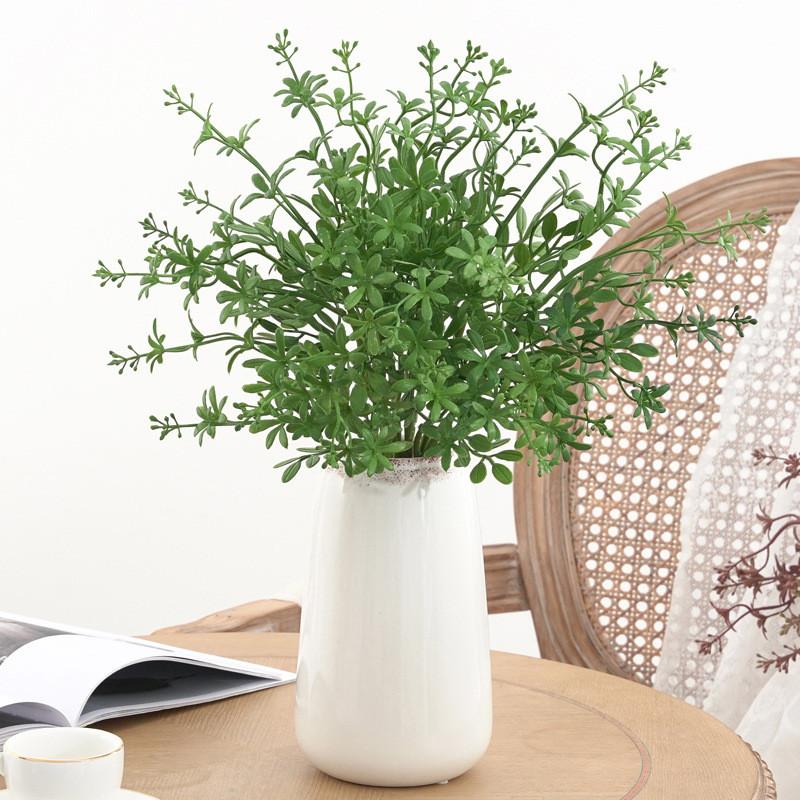 Indoor Milan Leaf Decor With Durable Plastic Finish For Garden Decoration Gift