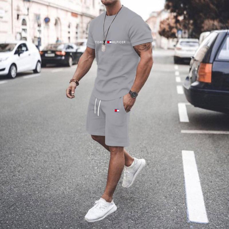 Set Sport Bărbați Două Piese Imprimat 3D Gât Rotund Tricou Model Colorat Imprimare cu Litere Casual Fitness Topuri cu Mânecă Scurtă Pantaloni Scurți