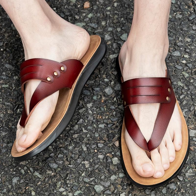 Summer men's shoes Breathable and comfortable flat bottomed style Outdoor beach Daily street walking Plus Size Breathe sandal