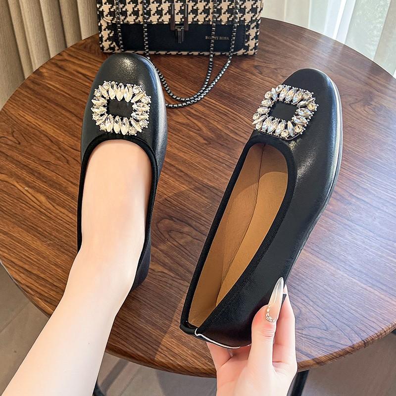 Fashion 2025 New Versatile Women's Slip On Flats Plus Size Crystal Square Button Soft Bottom Shallow Flats Classics Daily Casual Shoes