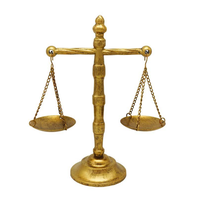 

European Study Desk Accessories Golden Decor Vintage Copper Cross Balance Decorations Decorative Study Office Table Decorations золотий