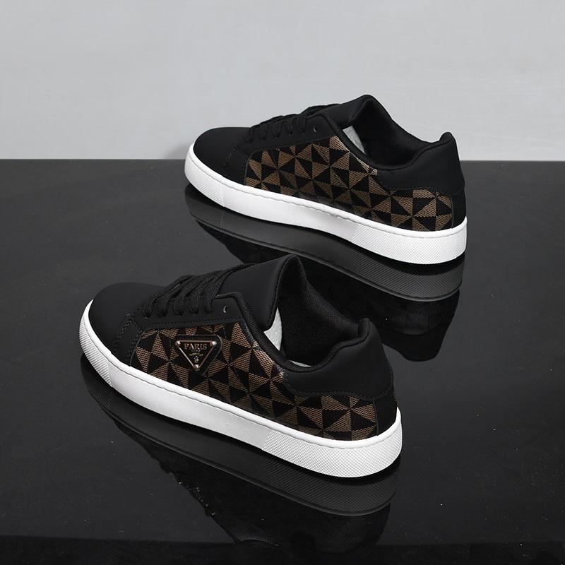 

Black shoes autumn casual leather shoes deodorant trendy shoes new black wear-resistant non-slip board shoes 44