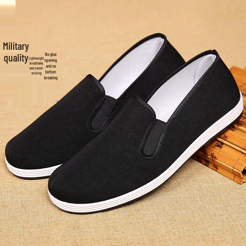 Unisex Slip-On Non-Slip Breathable Black Cloth Shoes - Trendy, Durable Chinese-Style Footwear for Work and Casual Wear