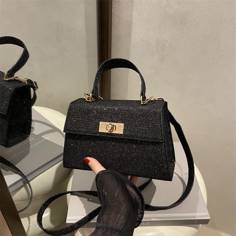 High Texture Handbag Women's 2025 New Trendy Fashion Versatile Shoulder Messenger Bag Retro Small Square Bag