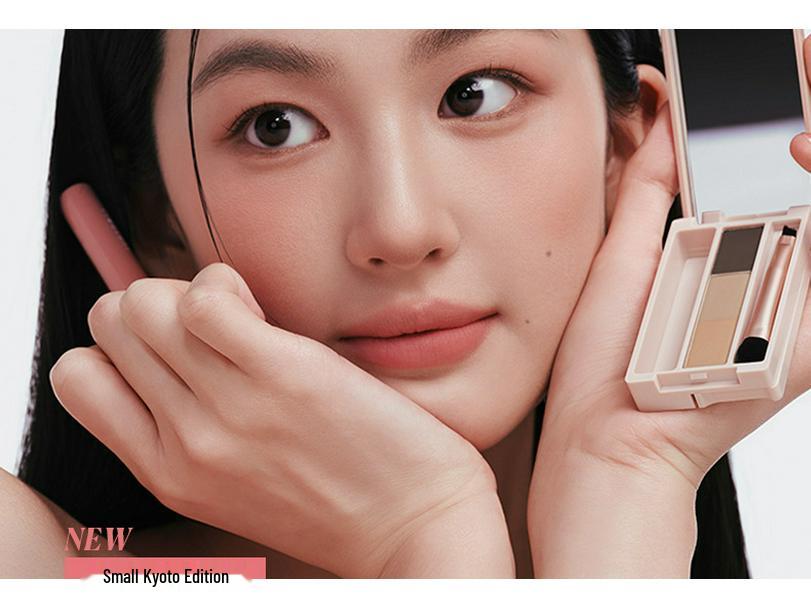 Judydoll Orange Mini Eye Shadow Palette for Travel and Daily Use