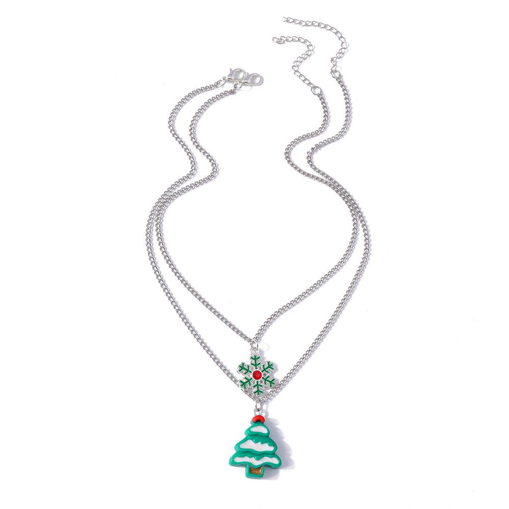 Fashionable Snowflake & Christmas Tree Necklace Set - Versatile European & American Clavicle Chain Jewelry