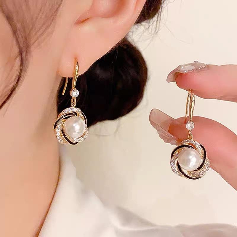 Japanese and Korean Trend Micro-inlaid Winding Ear Hook Unique Temperament Ear Buckle Literary and Retro Personalized Earrings