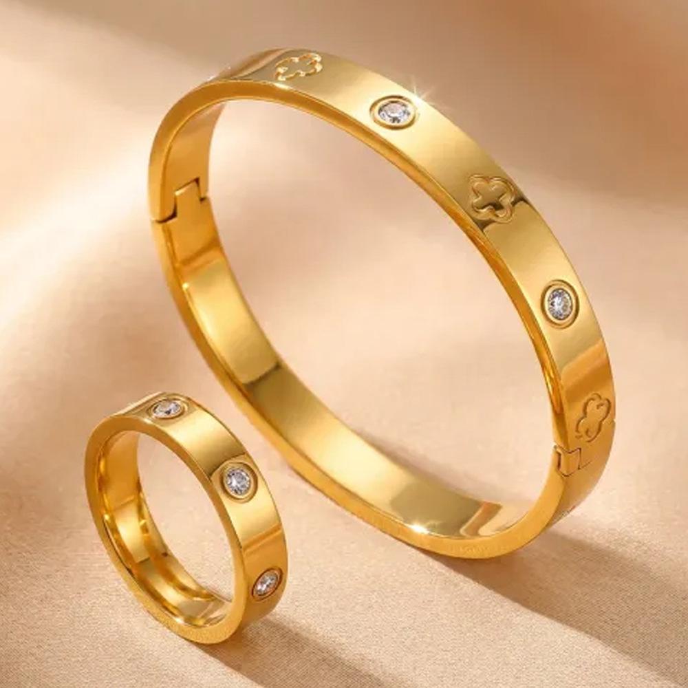 High-End 18K Gold Titanium Steel Ring Set with Cross, Diamond-Inlaid Four-Leaf Clover Bracelet, Waterproof & Fade-Resistant
