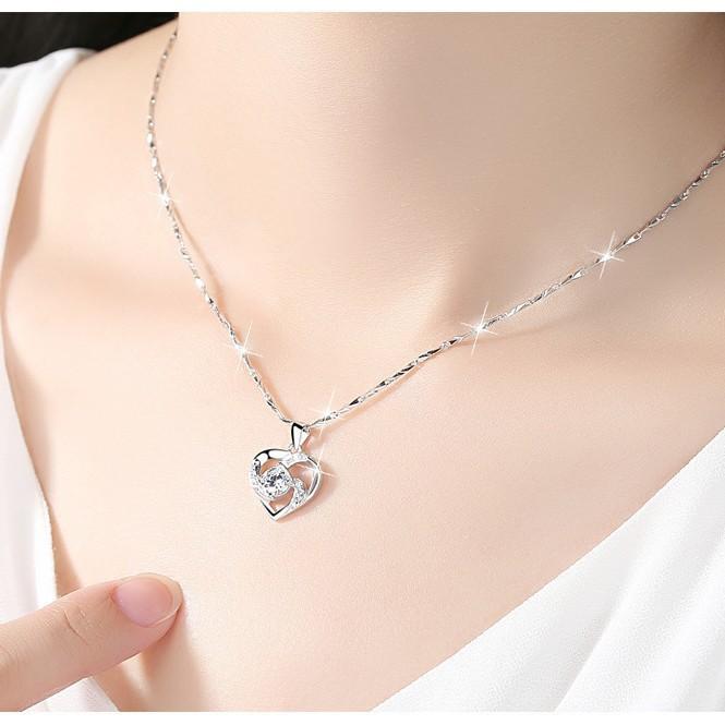 Silver Plated Diamond Sapphire Necklace Eternal Crystal Clavicle Chain Simple Niche Sun Heart Pendant Item Jewelry