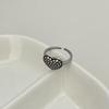 Handgehämmerter verstellbarer Ring in Herzform - Minimalistischer unregelmäßiger Vintage-Stil für Damen