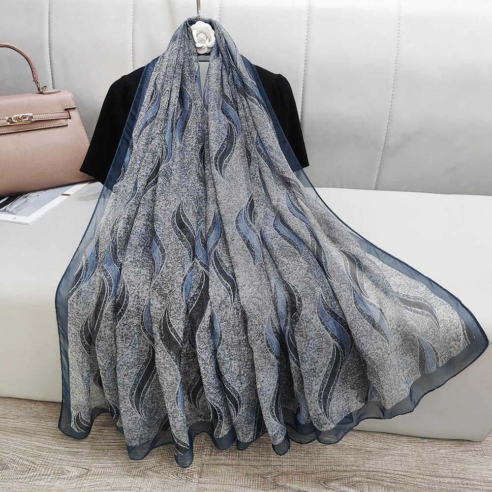 

Новый летний тонкий шелковый шарф, дорожная солнцезащитная шаль для женщин, модное пляжное полотенце, большой шарф-глаз