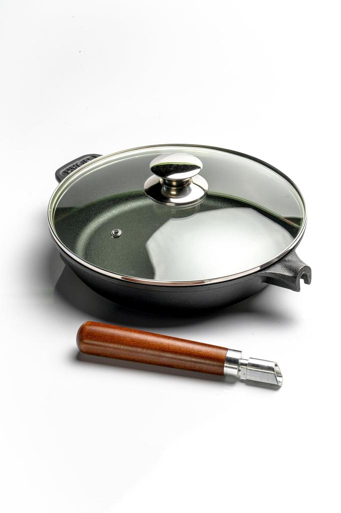 Official ROAR Cast Iron Frying Pan with Glass Lid, 22cm