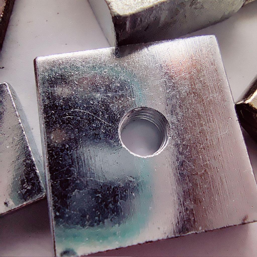 Square and Rectangular Thin Nuts DIN562 - 200 Specifications Available