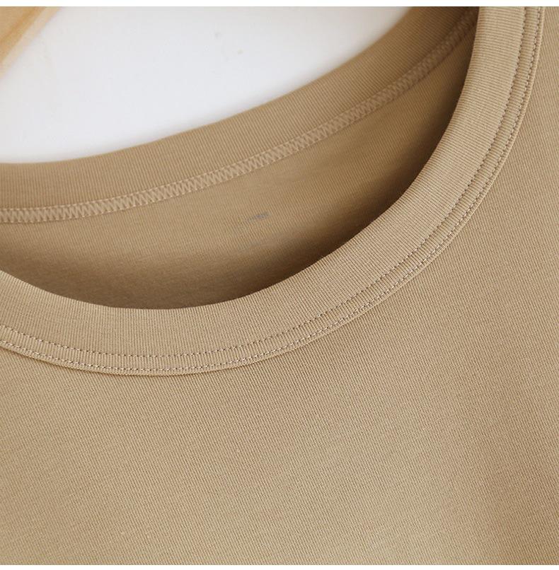 Tricou pentru femei cu mânecă scurtă, cu pernuțe pentru sâni, gât rotund și tiv cu coadă de rândunică