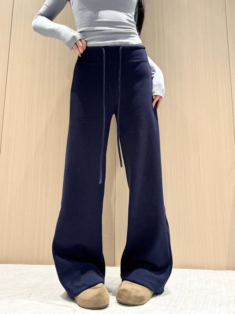 Coffee-Colored Wool-Blend Wide-Leg Velvet Pants for Women - 2025 Autumn/Winter Collection.
