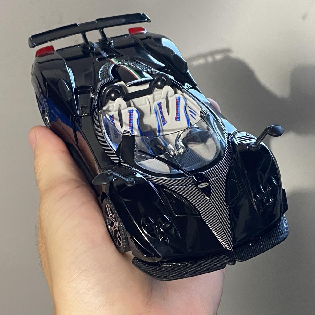 1:32 Pagani Zonda HP 2017 Supercar Alloy Metal Diecast Model Car High Simulation Ornament Decoration Home Collectibles Christmas