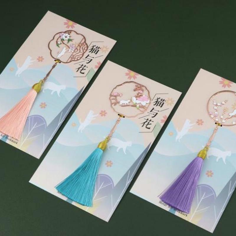 1 Pcs Vintage Chinese Style Fan Shape Flower Cat Tassels Metal Bookmarks Book Marker Page Holder Gift Stationery