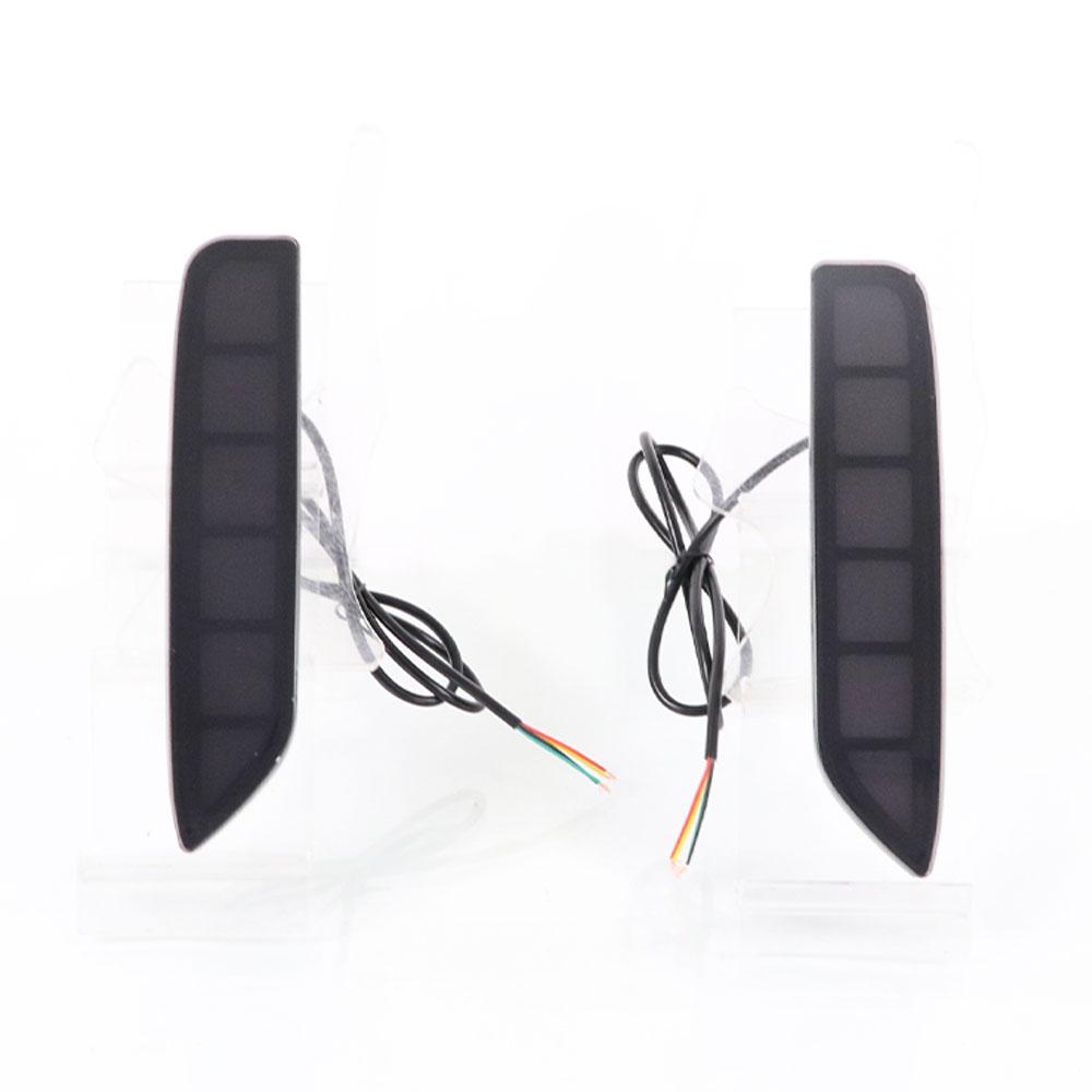 2PCS LED Rear Bumper Reflector Tail Brake Light For Mitsubishi Xpander 2022 2023 Xpander cross 2019-2021 Fog Lamps Turn Signal l