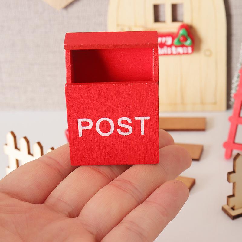 Dollhouse Christmas Scene Miniature Ornaments: Wooden Doorway, Figurines, Tree Model, Small Accessories